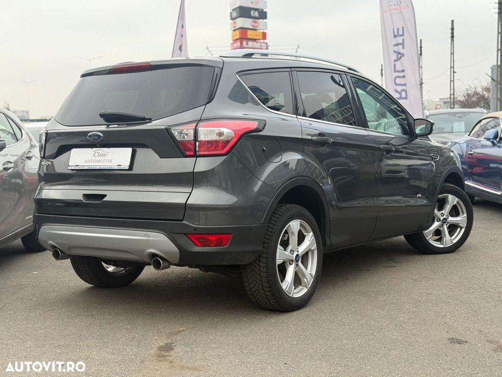 Ford Kuga - 11