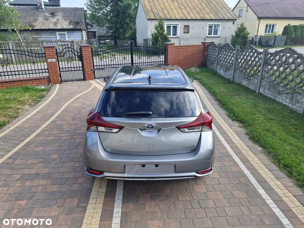 Toyota Auris - 4