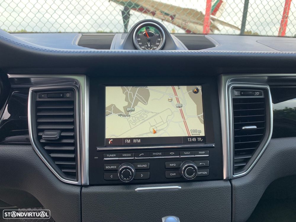 Porsche Macan S - 28