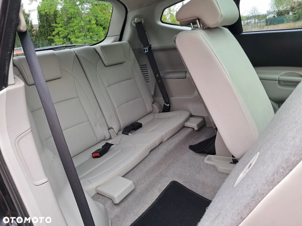 Nissan Qashqai+2 2.0 4x4 Tekna Premium - 24