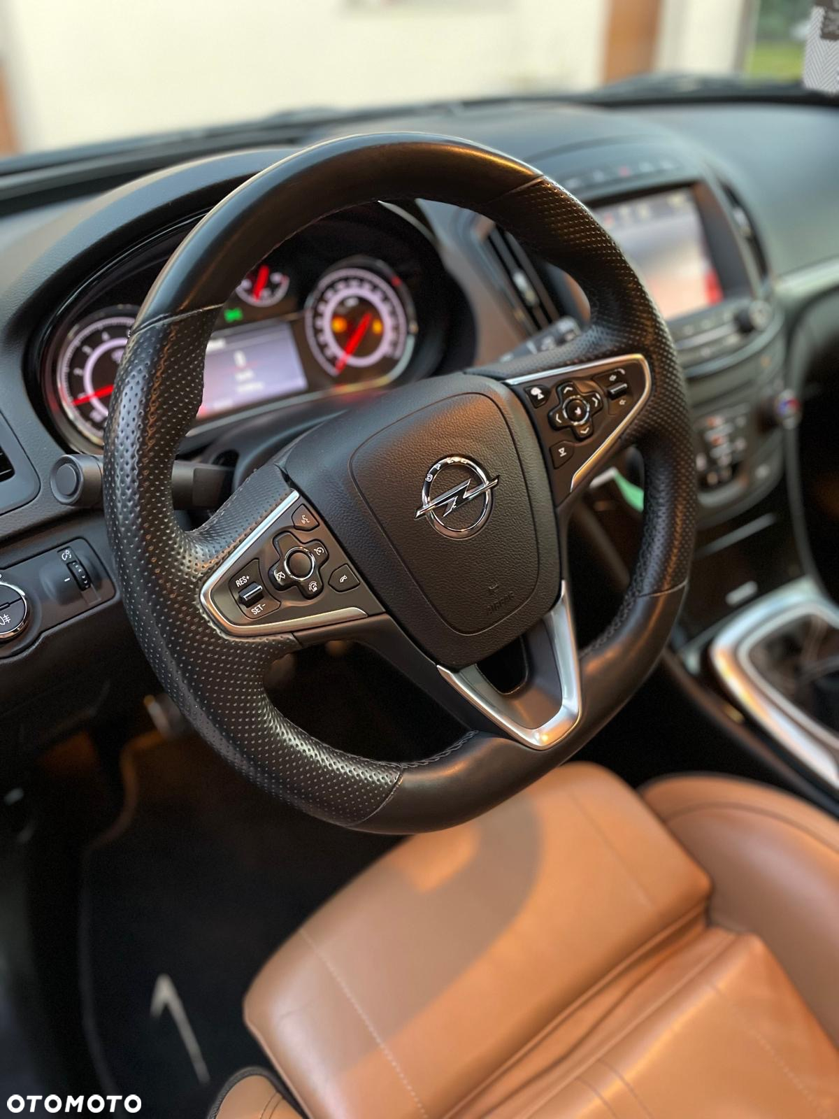 Opel Insignia - 4