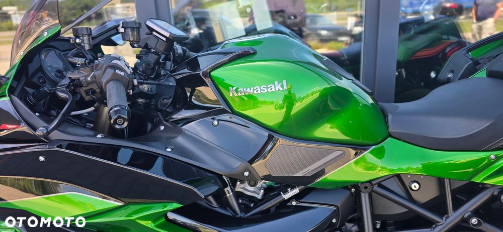 Kawasaki Ninja H2 SX - 34
