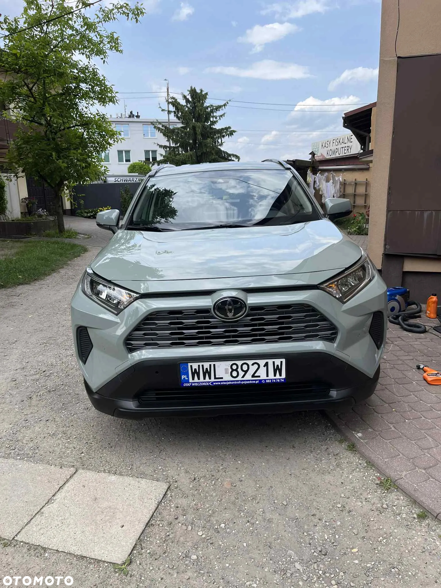Toyota RAV4 - 2
