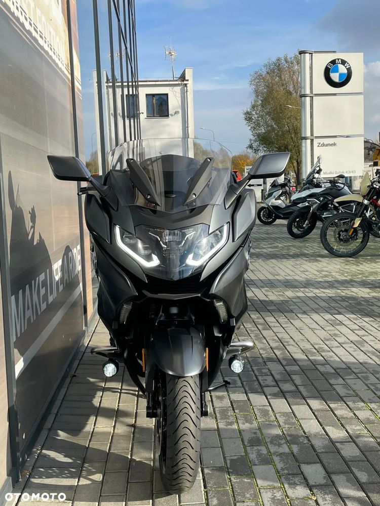 BMW K - 7