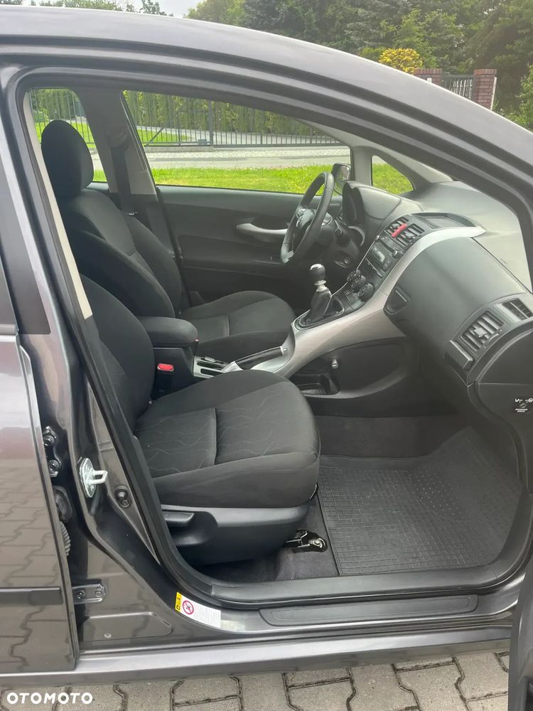 Toyota Auris 1.33 VVT-i Life Comfort - 16