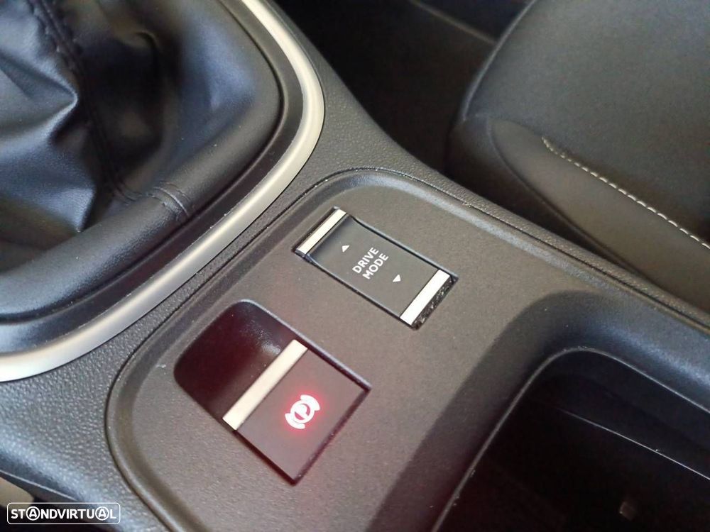 Jeep Avenger 1.2 GSE T3 Altitude - 18