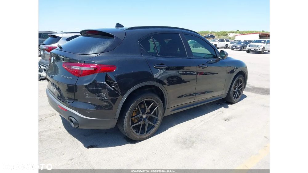 Alfa Romeo Stelvio 2.0 Turbo TI Q4 - 6