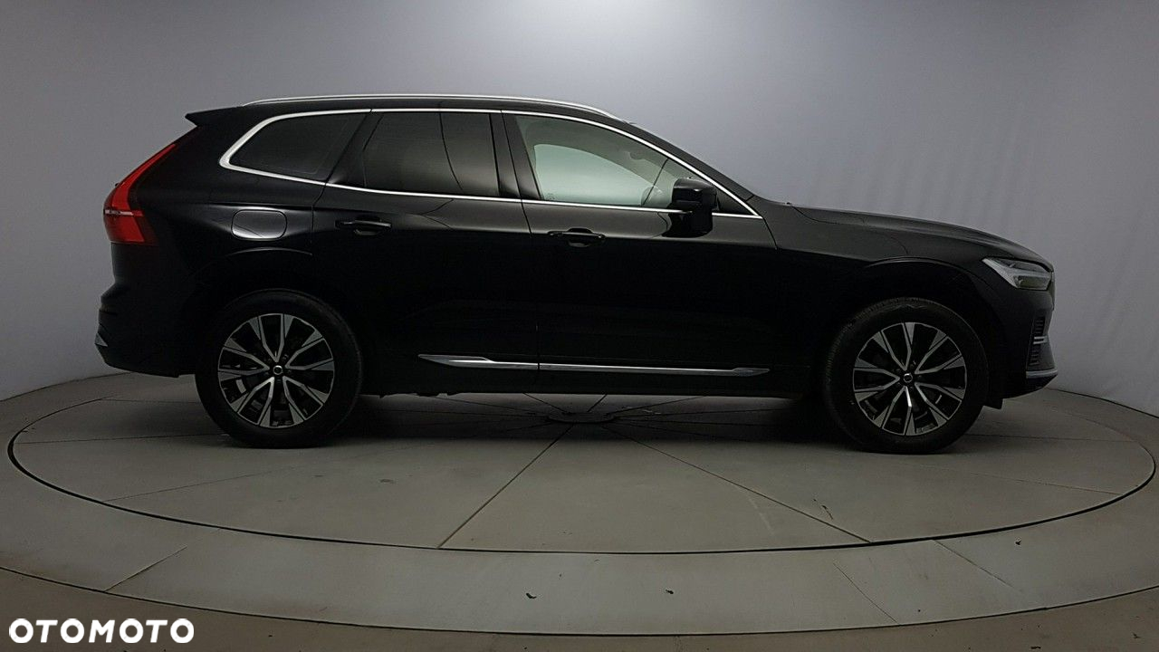 Volvo XC 60 - 8