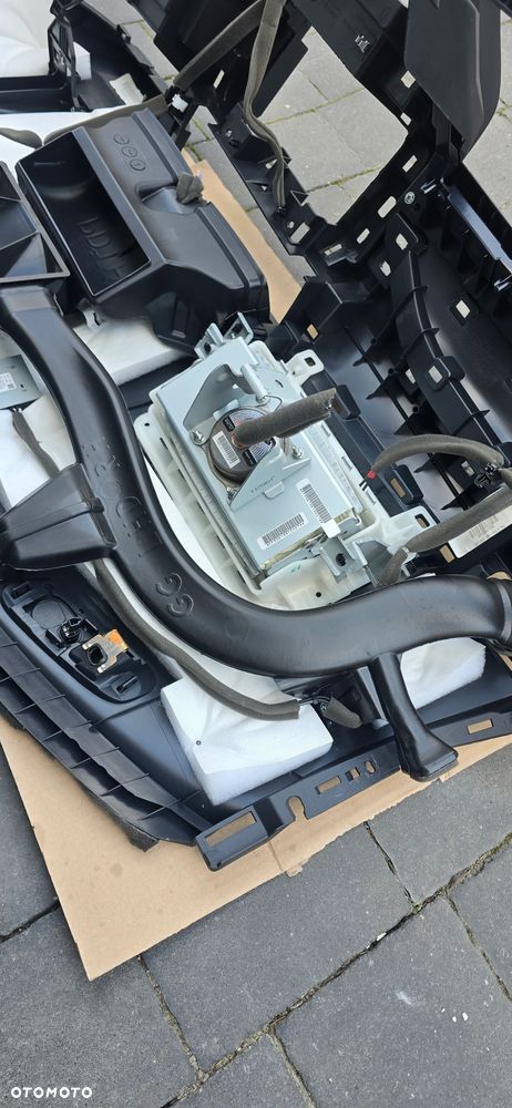 Deska rozdzielcza Nissan Leaf II 2019 oryginal plus poduszki - 23