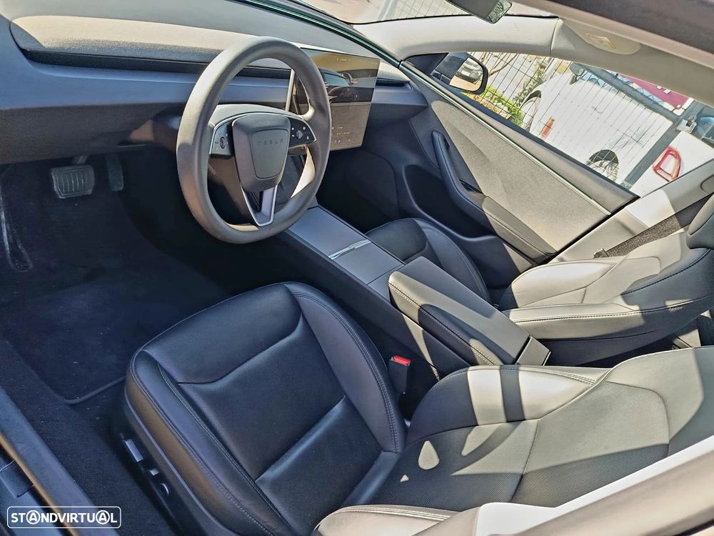 Tesla Model 3 Tração Traseira Standard - 14