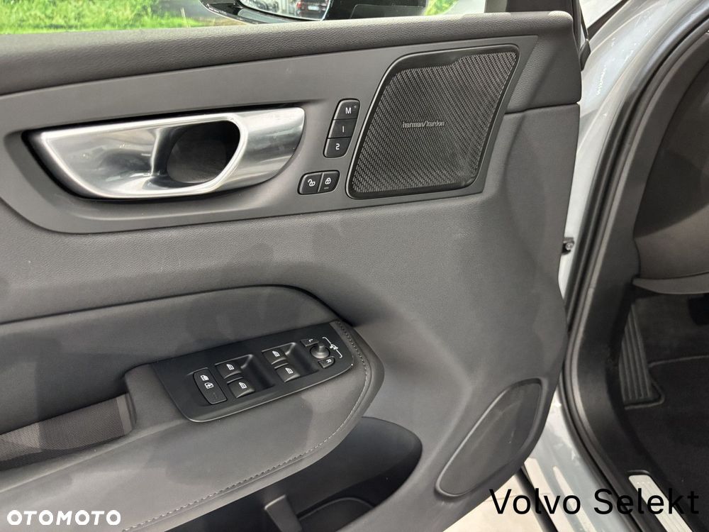 Volvo XC 60 - 24