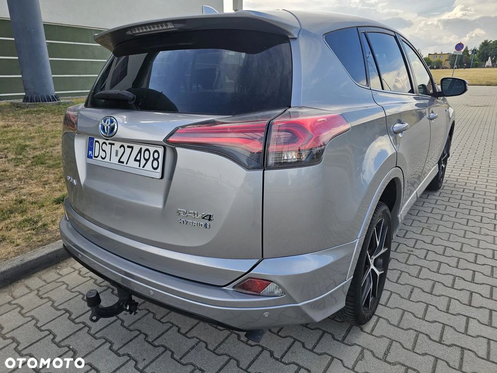 Toyota RAV4 - 10