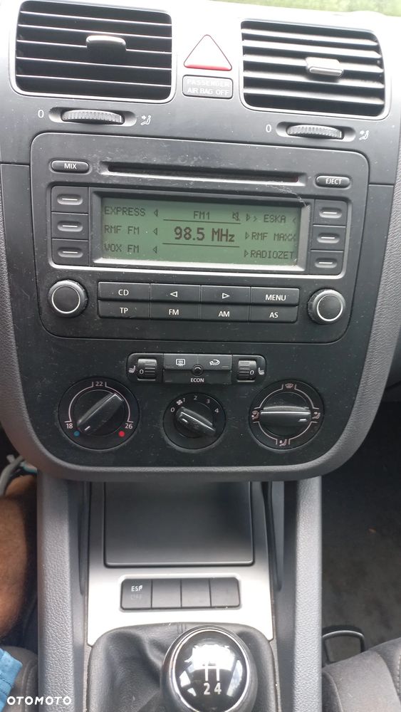 Volkswagen Golf 1.9 TDI Q-Line - 8