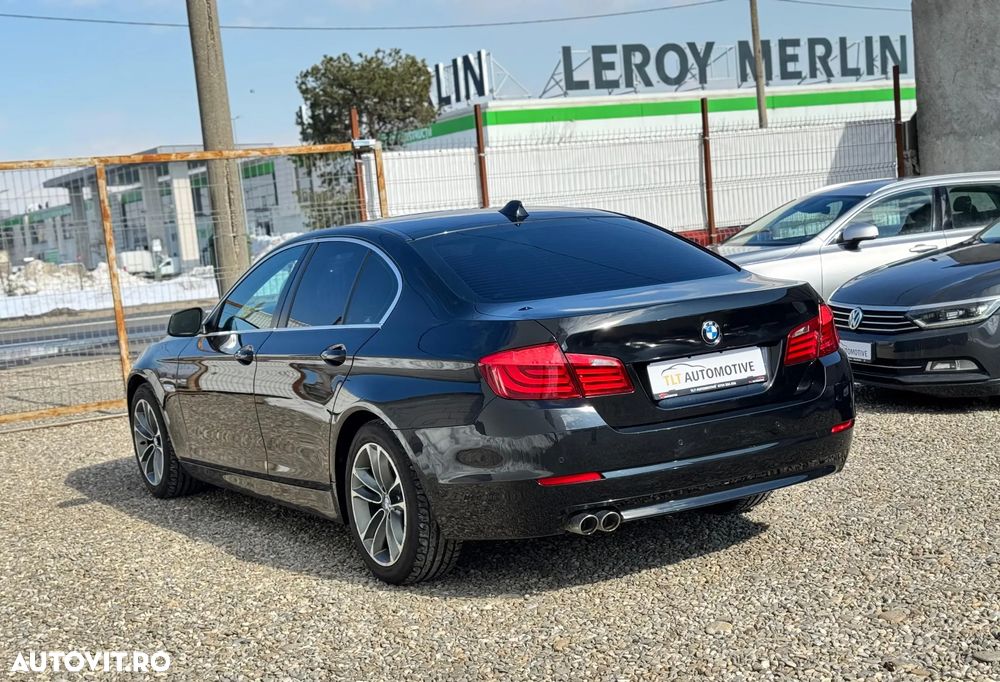 BMW Seria 5 2012 photo 2