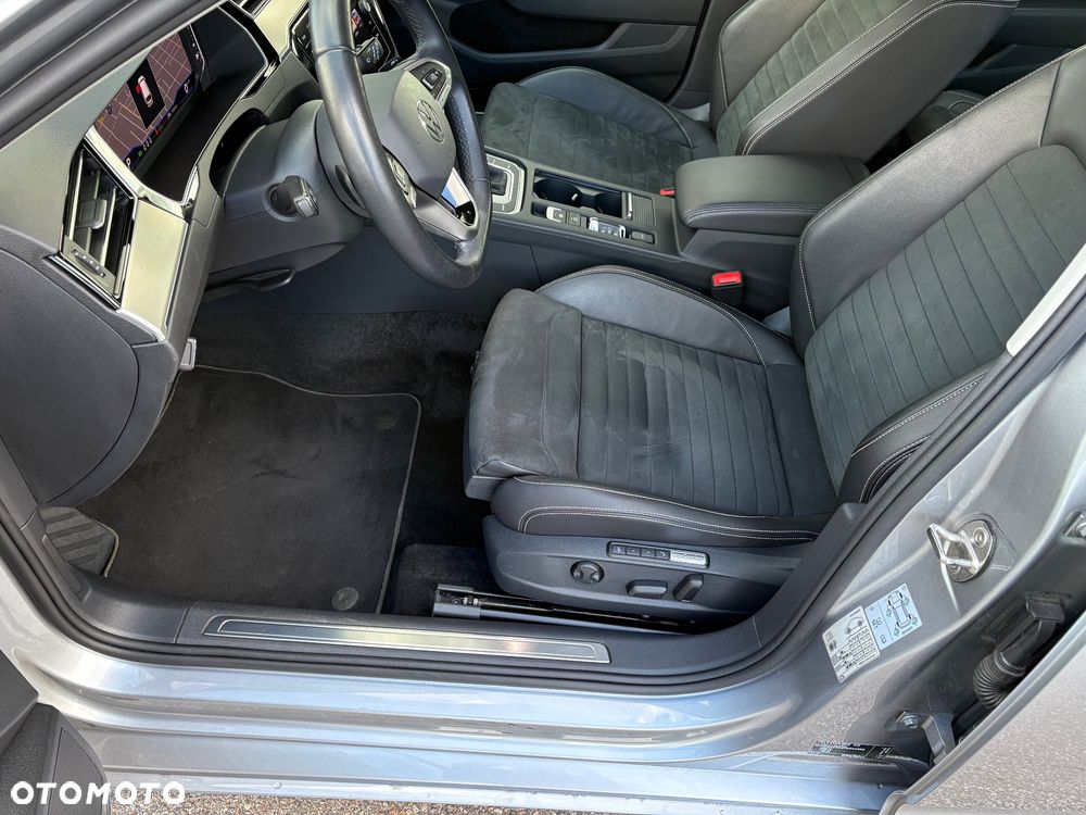 Volkswagen Passat - 17