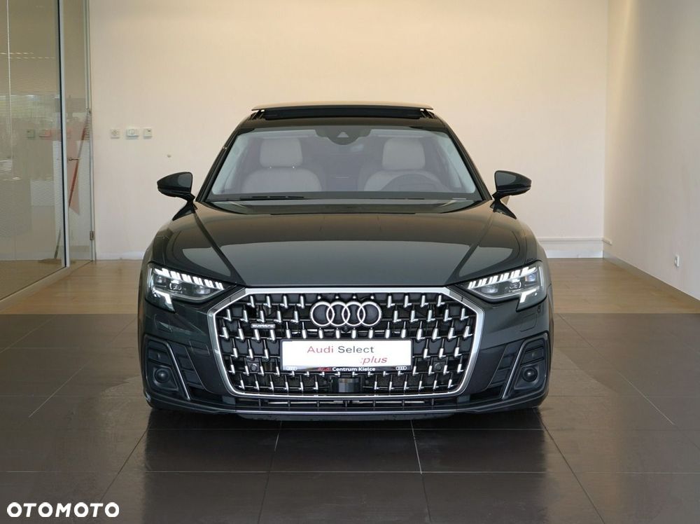 Audi A8 - 7