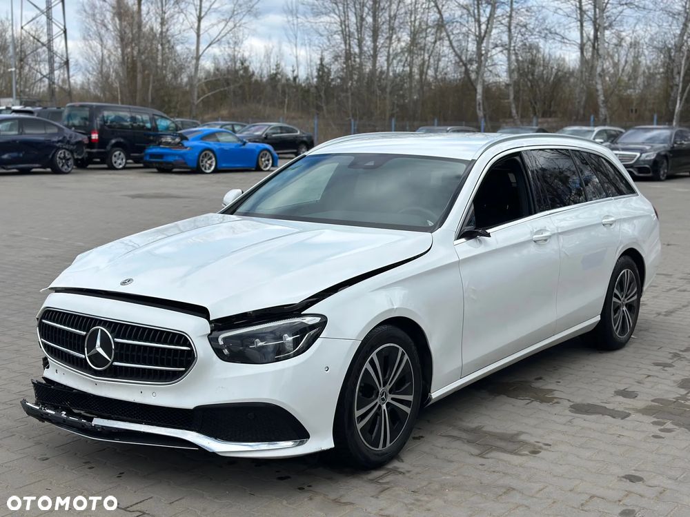 Mercedes-Benz Klasa E 220 d 4Matic 9G-TRONIC - 3