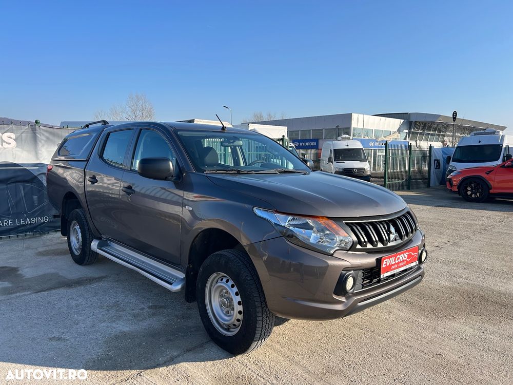 Mitsubishi L200 Double Cab 2.4 DI-D M/T Intense - 5
