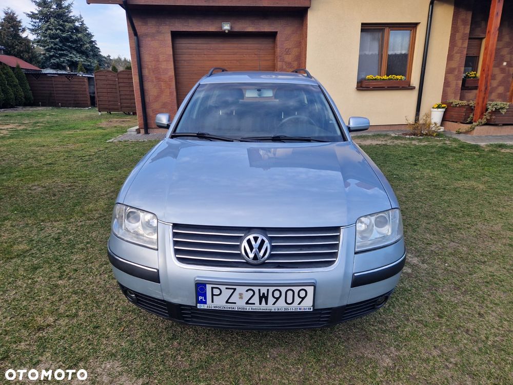 Volkswagen Passat - 2