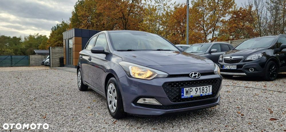 Hyundai i20 - 15