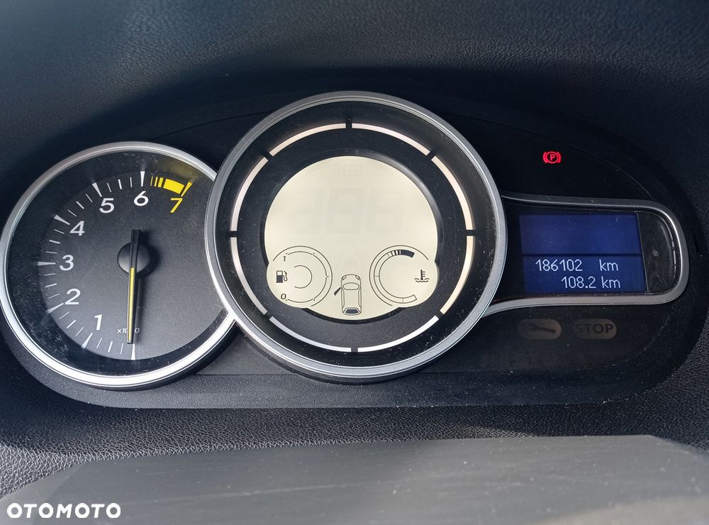 Renault Megane 1.6 16V Style Edition - 7