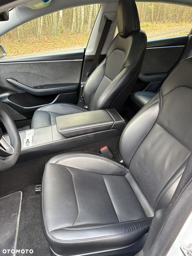Tesla Model 3 AWD - 9