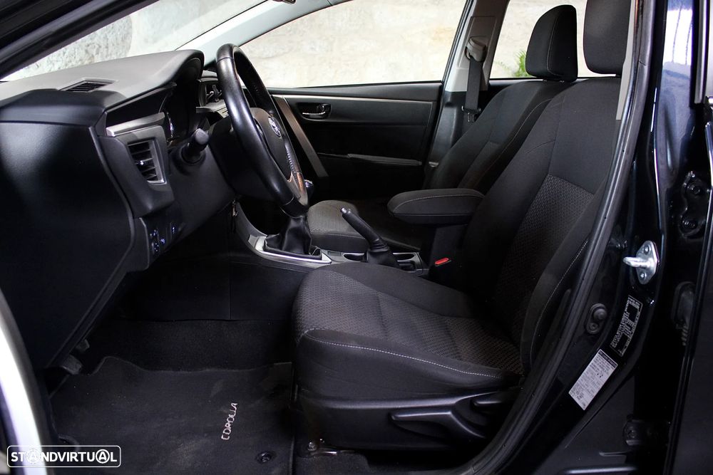 Toyota Corolla 1.4 D-4D Exclusive - 14