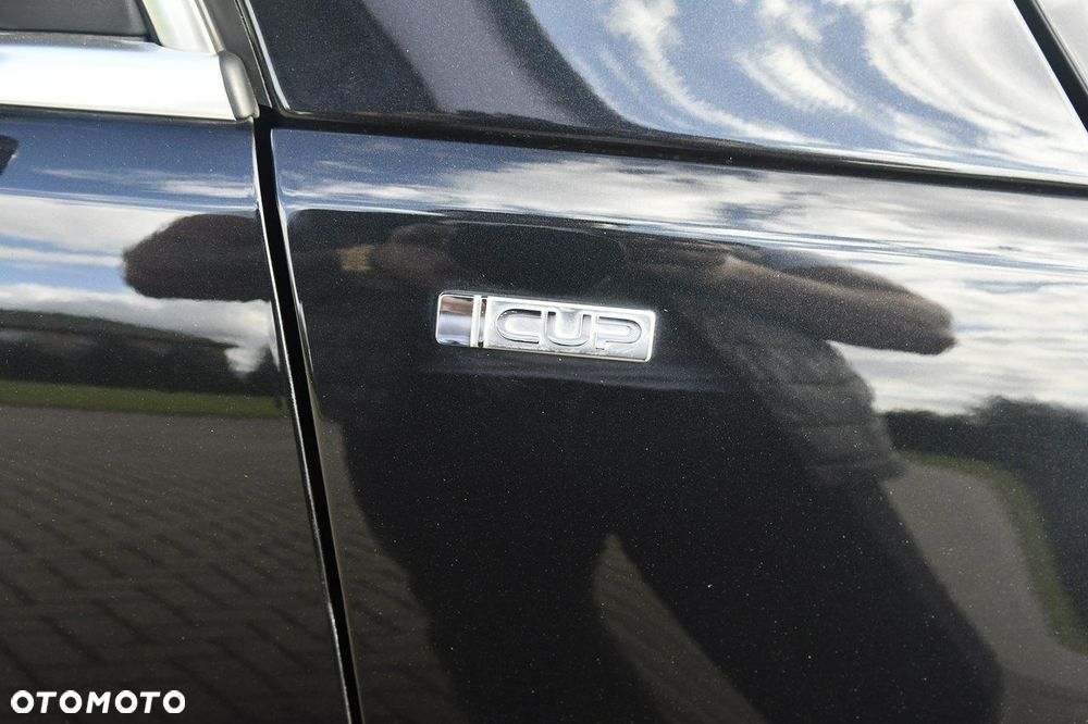 Volkswagen Tiguan - 26