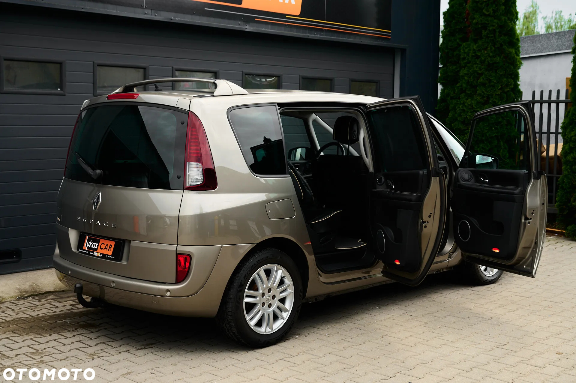 Renault Espace 2.0 dCi 175 FAP Initiale - 36