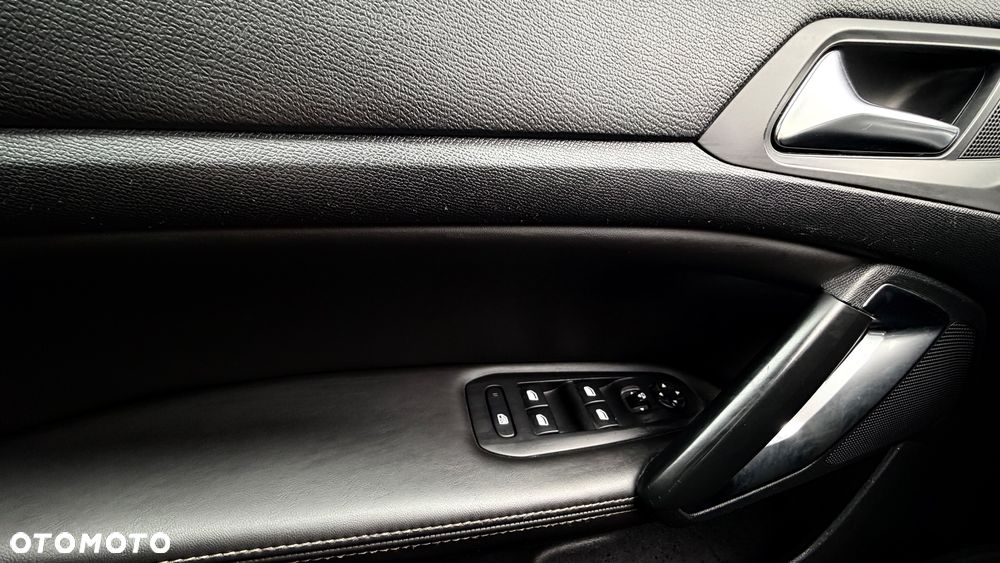 Peugeot 308 PureTech 130 GPF Black Edition - 24