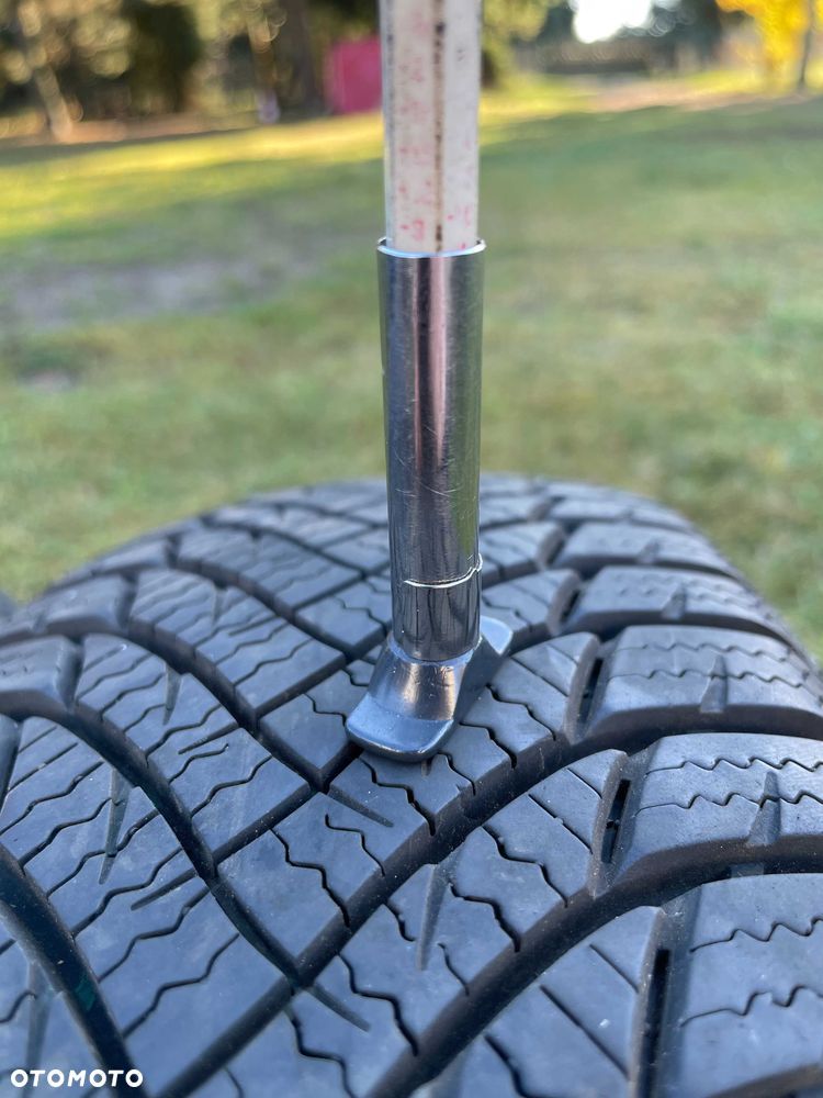 Okazja opony zimowe 165/70R14 Minerva FROSTRACK HP z 2023r. 7,5mm - 3