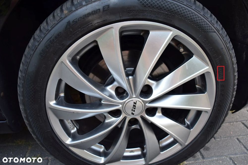 Volkswagen Golf 1.4 MATCH - 11