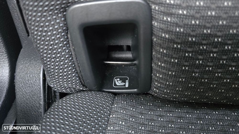 VW Touran 1.6 TDI Confortline - 33