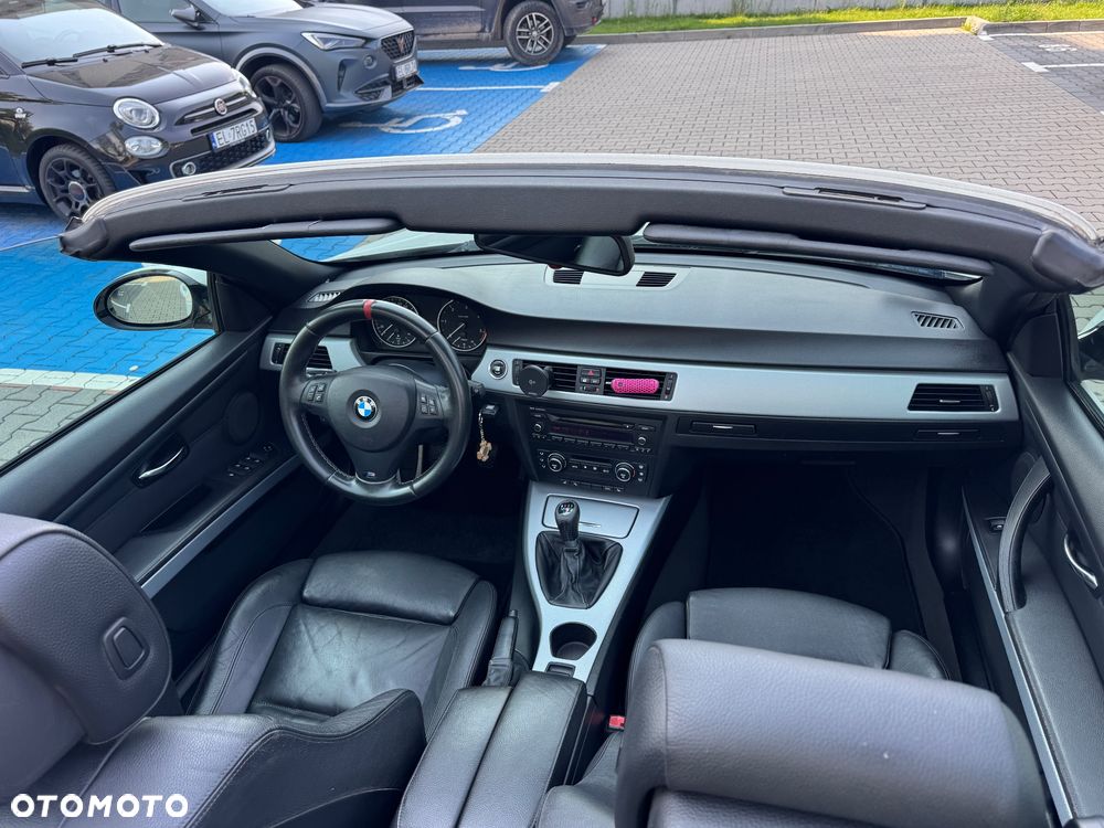 BMW Seria 3 320d - 23