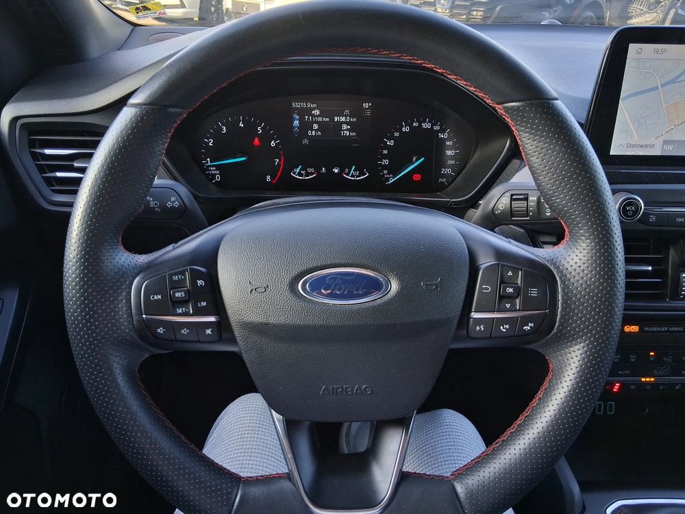 Ford Focus 1.0 EcoBoost ST-Line X - 10