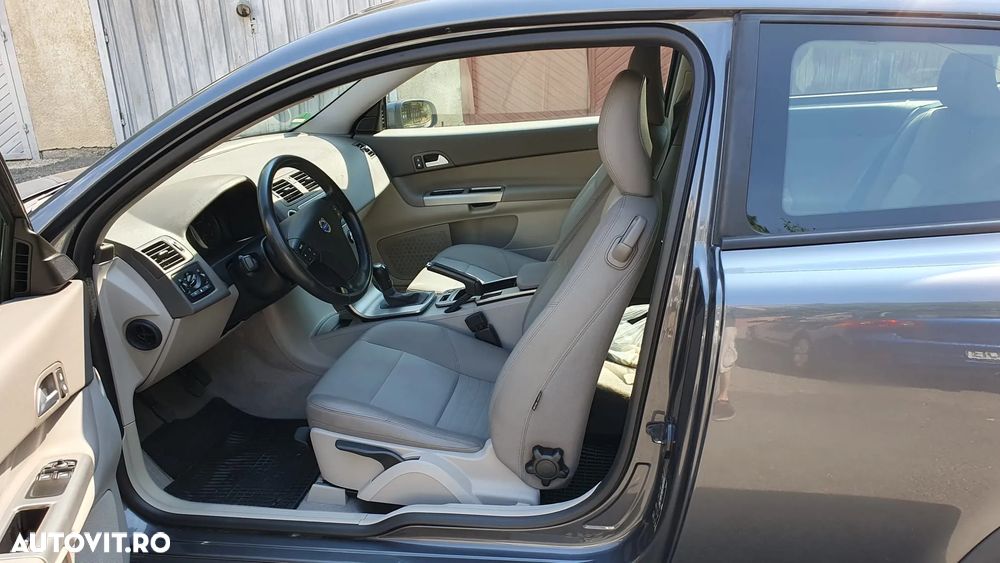 Volvo C30 1.6D DRIVe Momentum - 6