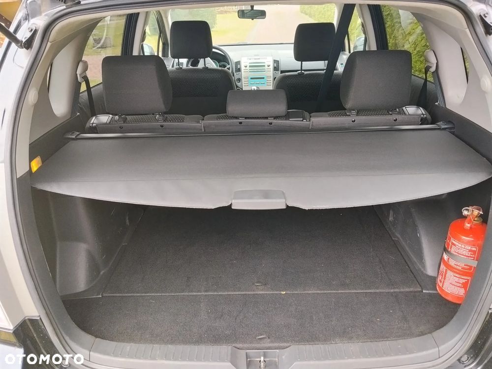 Toyota Corolla Verso - 13