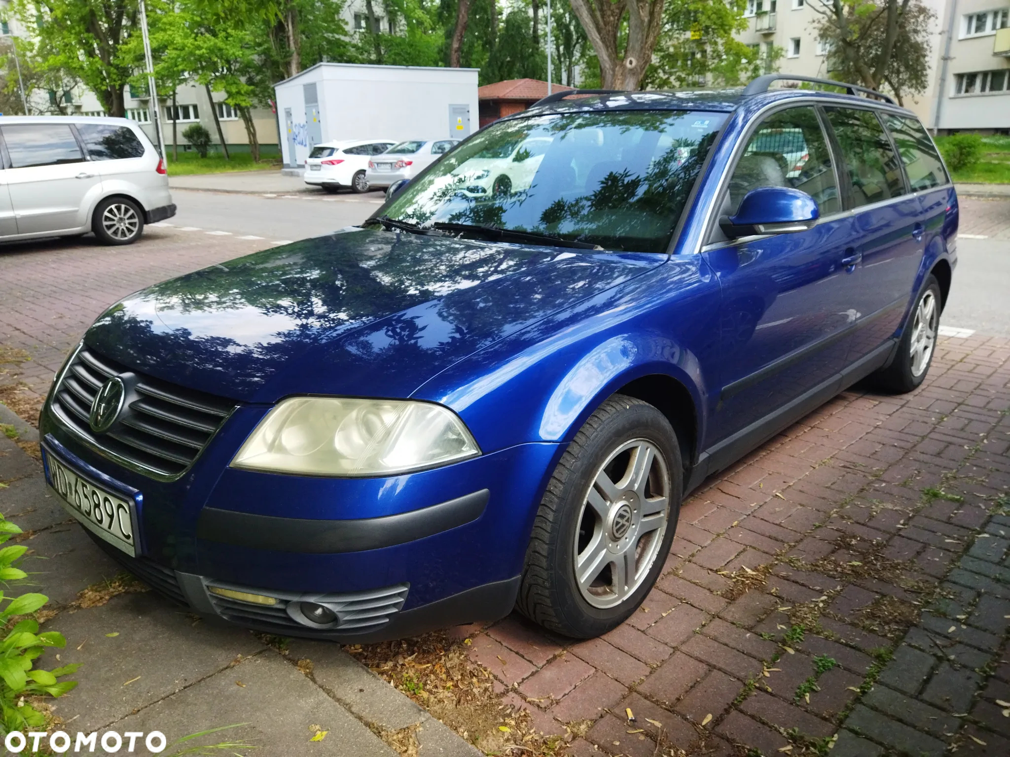 Volkswagen Passat 1.9 TDI Highline - 4