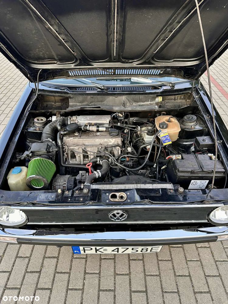 Volkswagen Golf 1.8 GL - 4