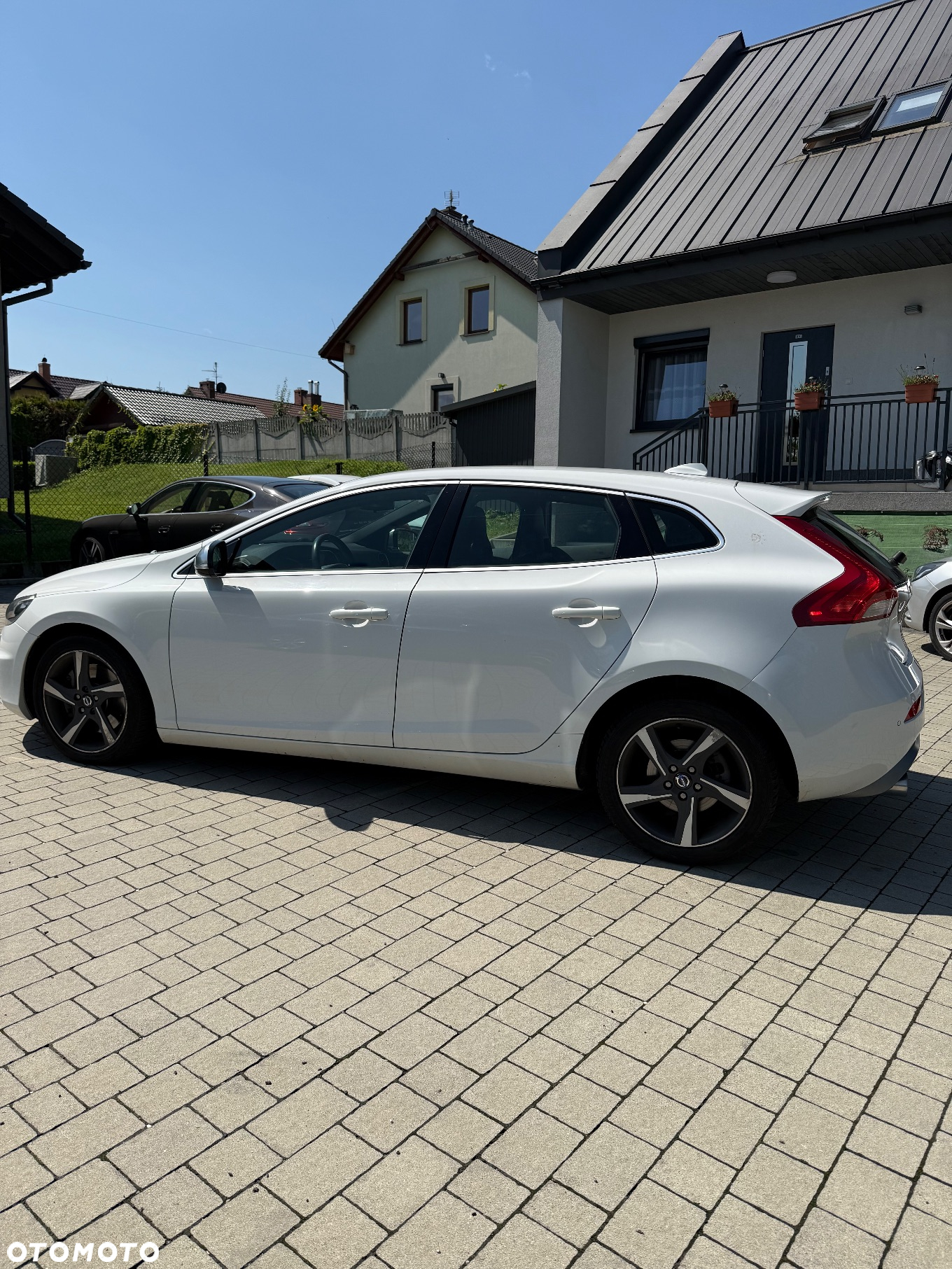Volvo V40 D4 Geartronic R Design - 10
