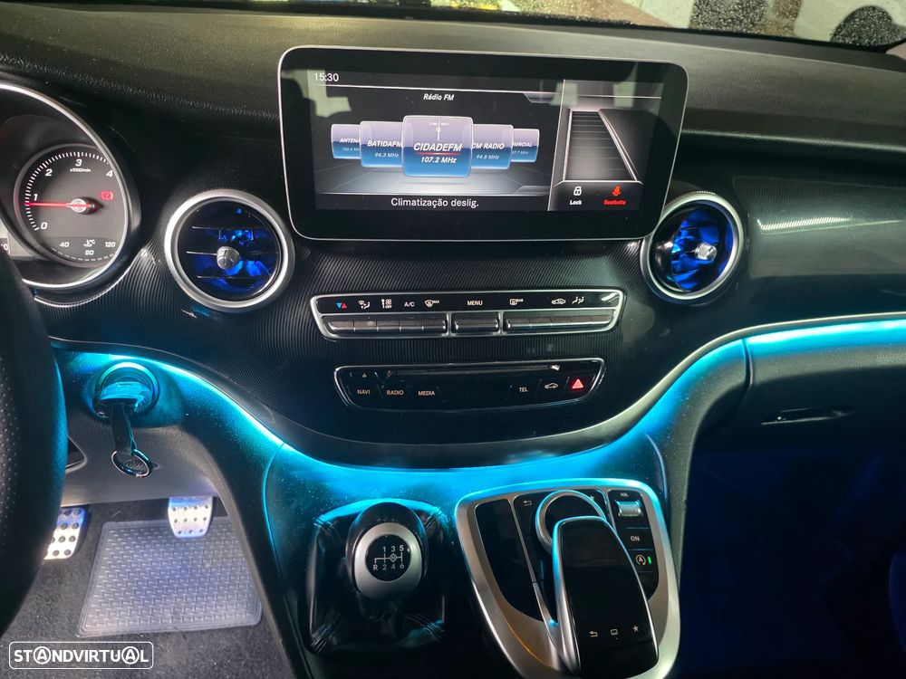 Mercedes-Benz V 220 CDi - 25