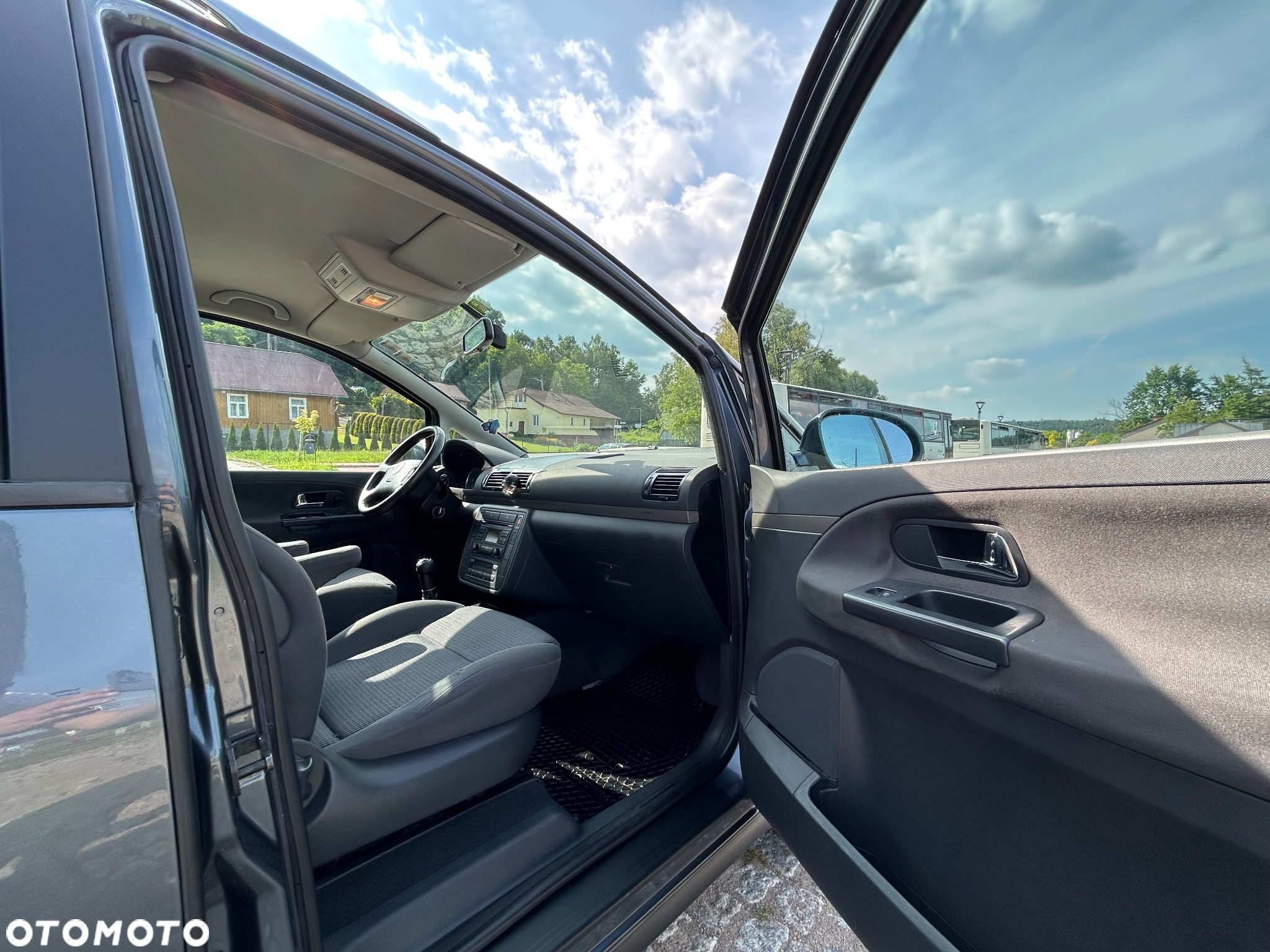 Volkswagen Sharan - 8