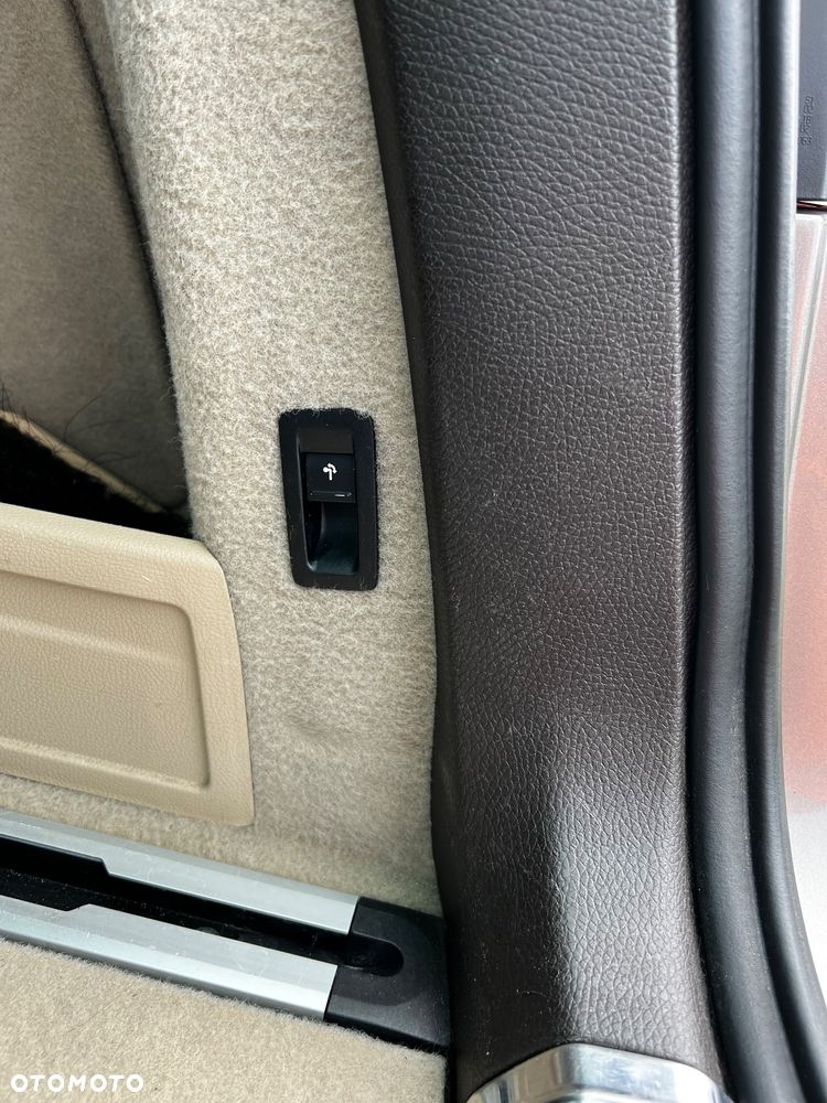 Volkswagen Passat - 13