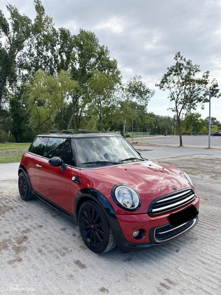 MINI 3 Portas Cooper D - 3