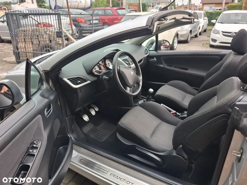 Peugeot 207 1.6 VTi Sporty - 24