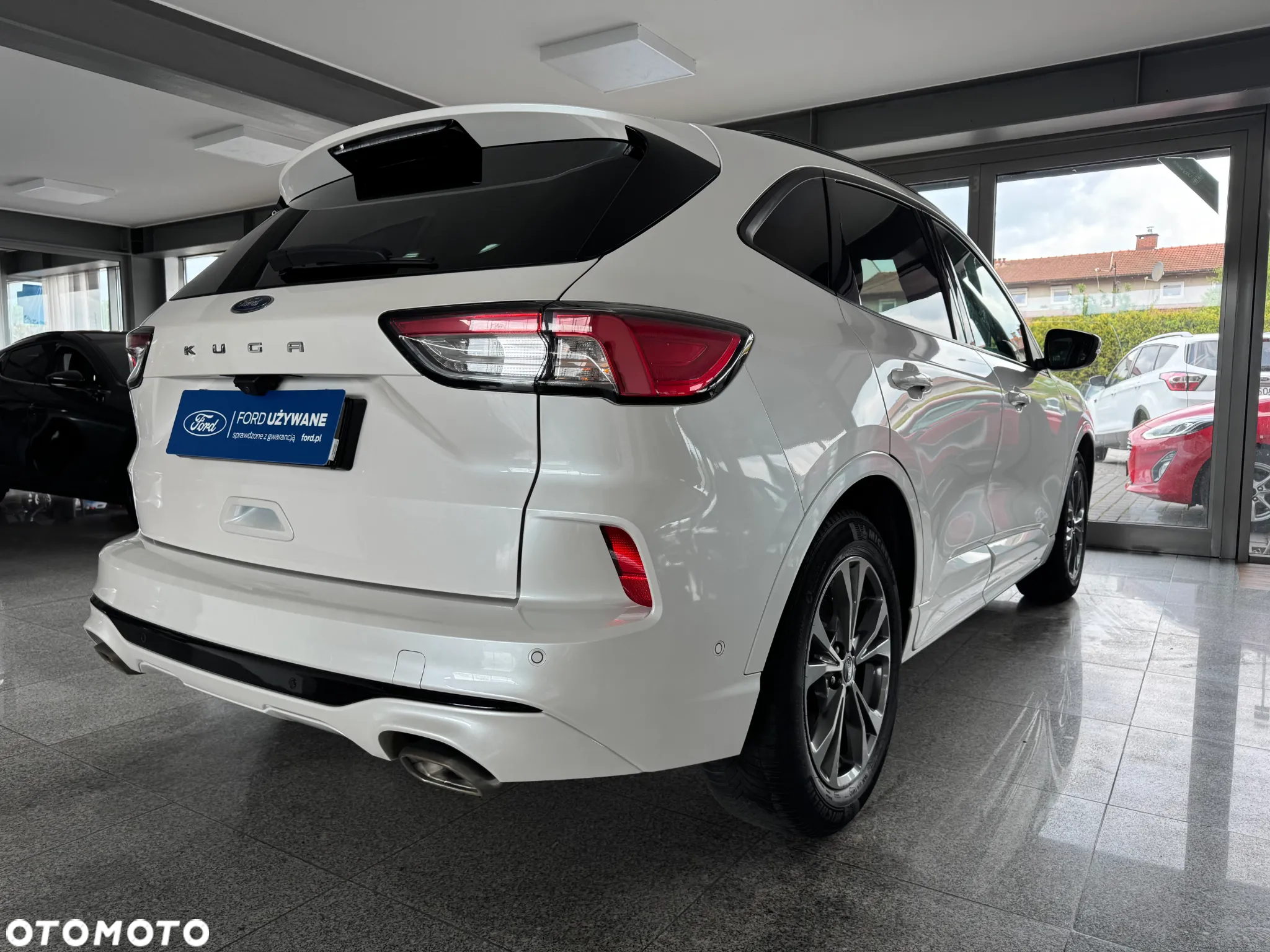 Ford Kuga 1.5 EcoBoost FWD ST-Line X - 16