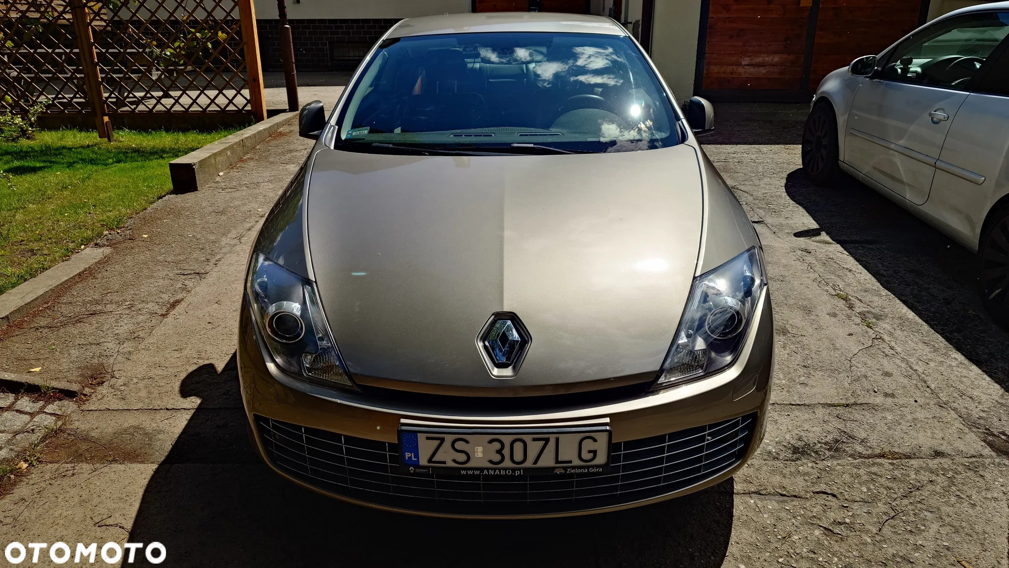 Renault Laguna 2.0T GT - 6