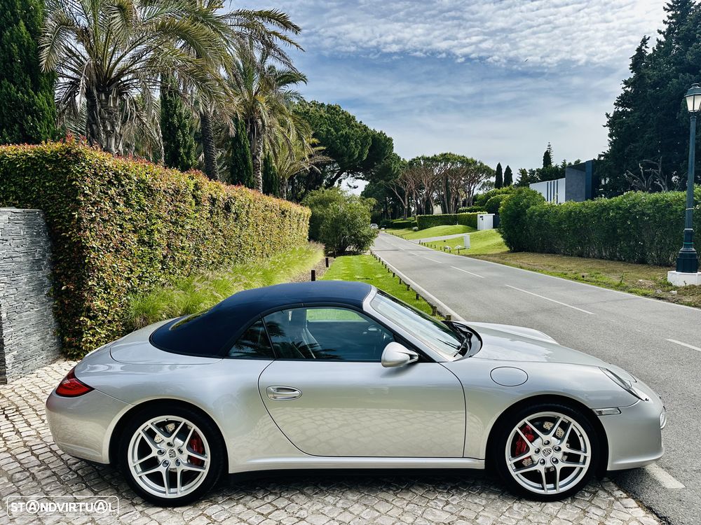 Porsche 911 Série F - 8