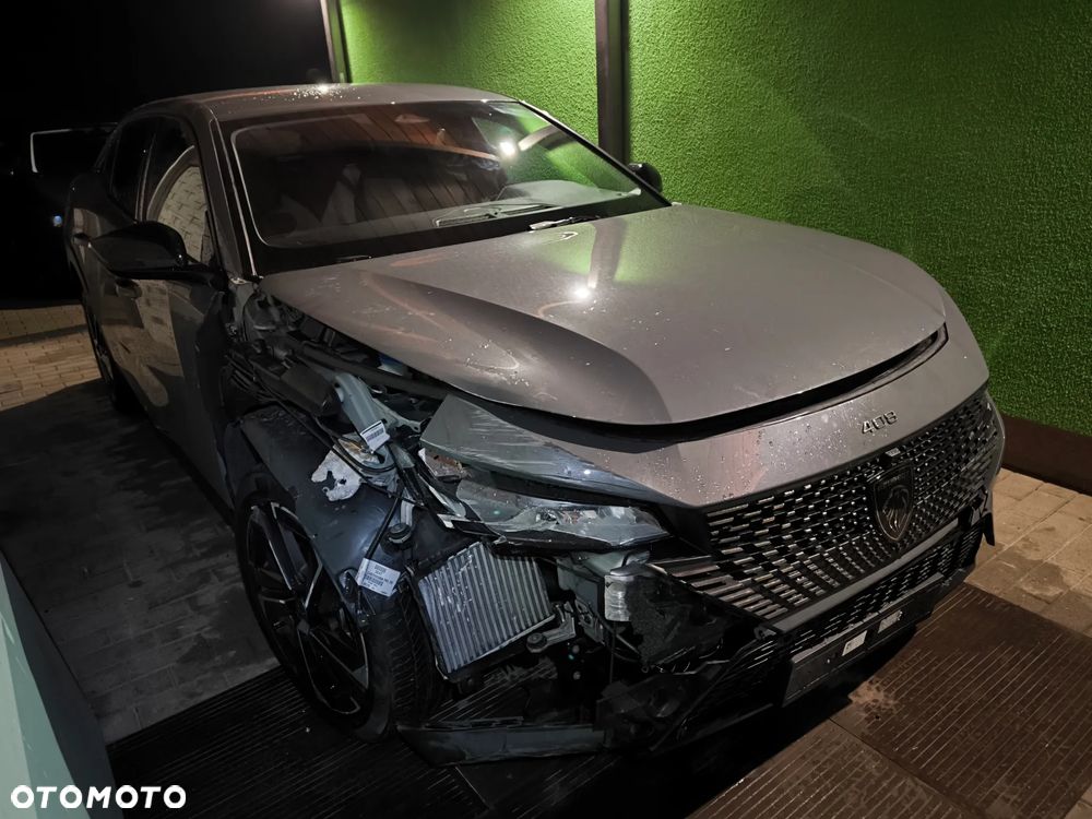 Peugeot 408 1.2 PureTech Allure S&S EAT8 - 4