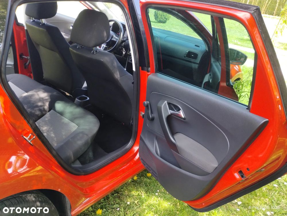 Volkswagen Polo 1.4 16V Trendline - 31